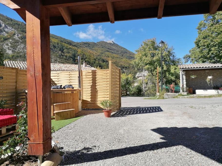 Gite L'Edelweiss 3* La Piarre Εξωτερικό φωτογραφία