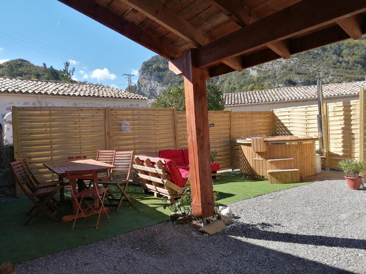 Gite L'Edelweiss 3* La Piarre Εξωτερικό φωτογραφία